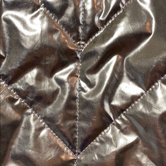 Victoria’s Secret Rose Gold Metallic Tote Bag - Picture 9 of 10